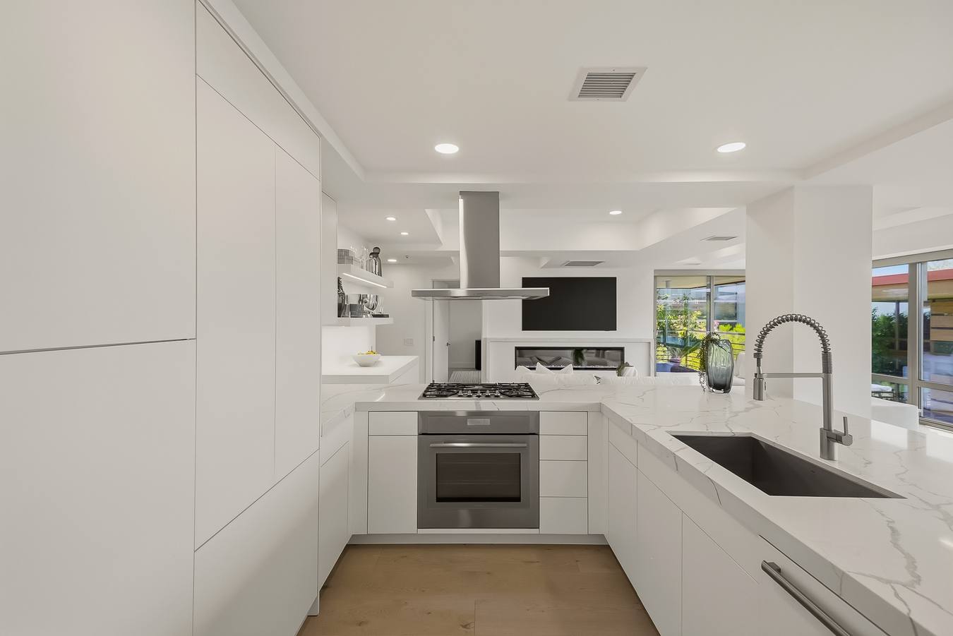 Kitchen with Thermador & Bosch appliances